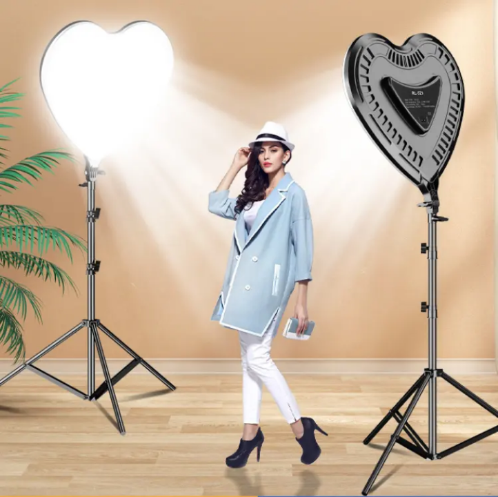 13inch video Light super bright heart shaped Ring Light with tripod stand &phone holder live streaming light ,heart shaped Ring Light,beauty light with tripod stand for studio light, live streaming,