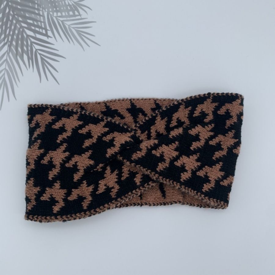 Vintage cross hairband with plaid pattern for women, wide edge, knitted retro sports headscarf, postpartum hairband. Headbands