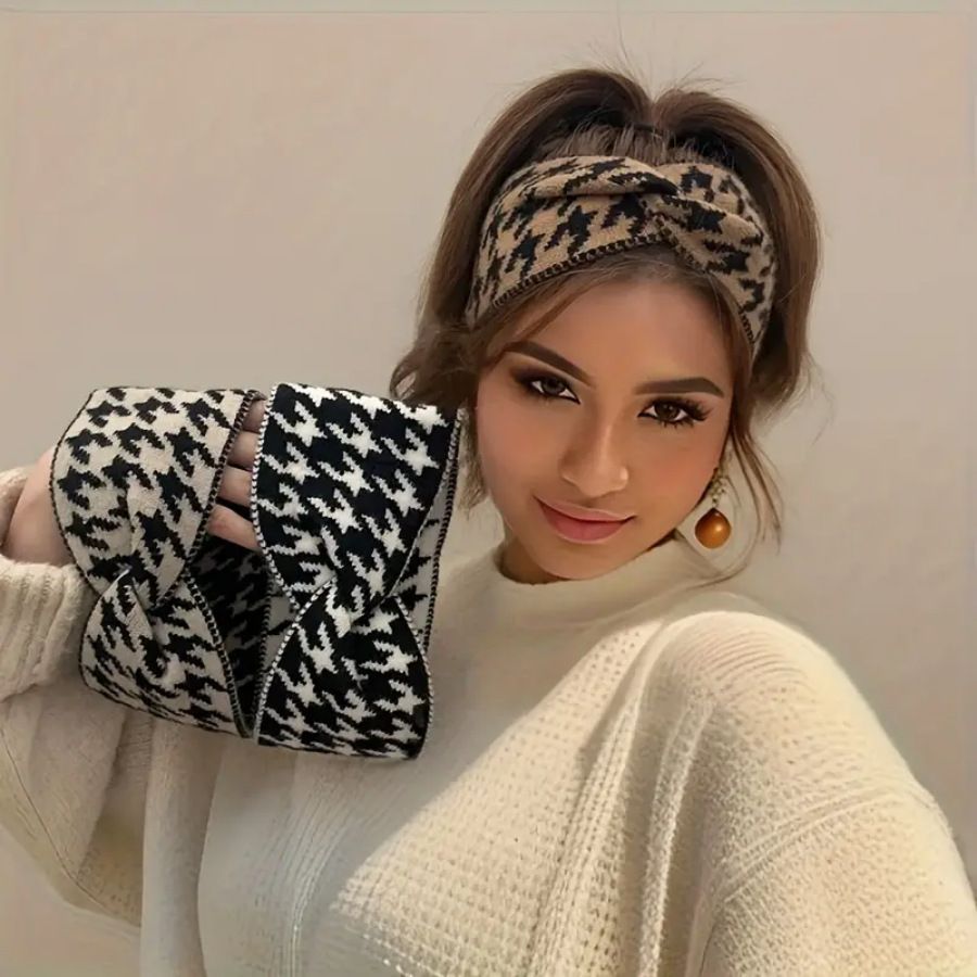 Vintage cross hairband with plaid pattern for women, wide edge, knitted retro sports headscarf, postpartum hairband. Headbands