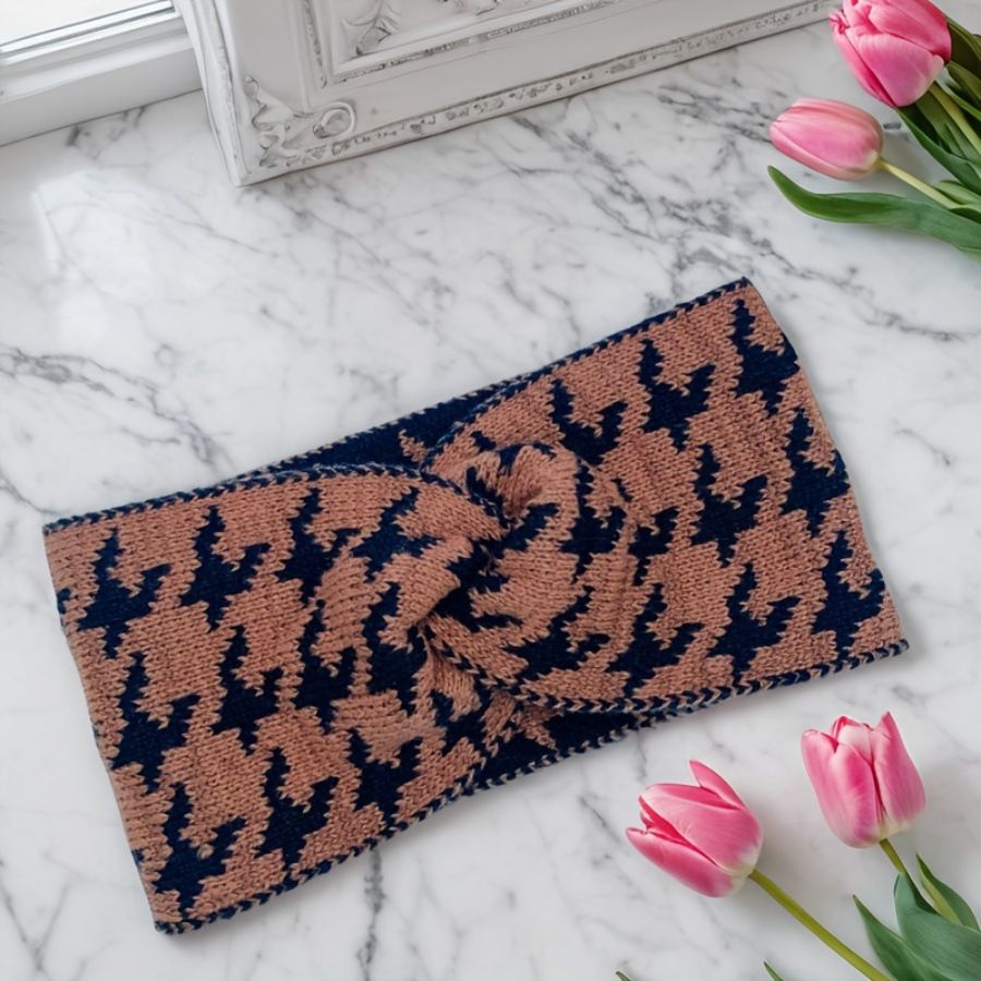 Vintage cross hairband with plaid pattern for women, wide edge, knitted retro sports headscarf, postpartum hairband. Headbands