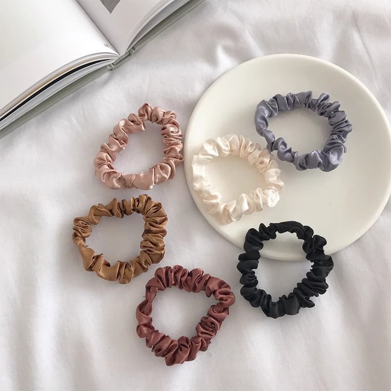 6Pcs Set Satin Scrunchies for Women Elegant Minimalist Hair Ties Versatile Rubber Band for Girls Cute Hair Accessories