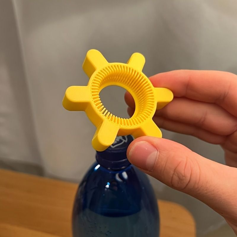 Hot Selling Creative Bottle Cap Opener Rotating Cola Opener Tool for Home and Kitchen