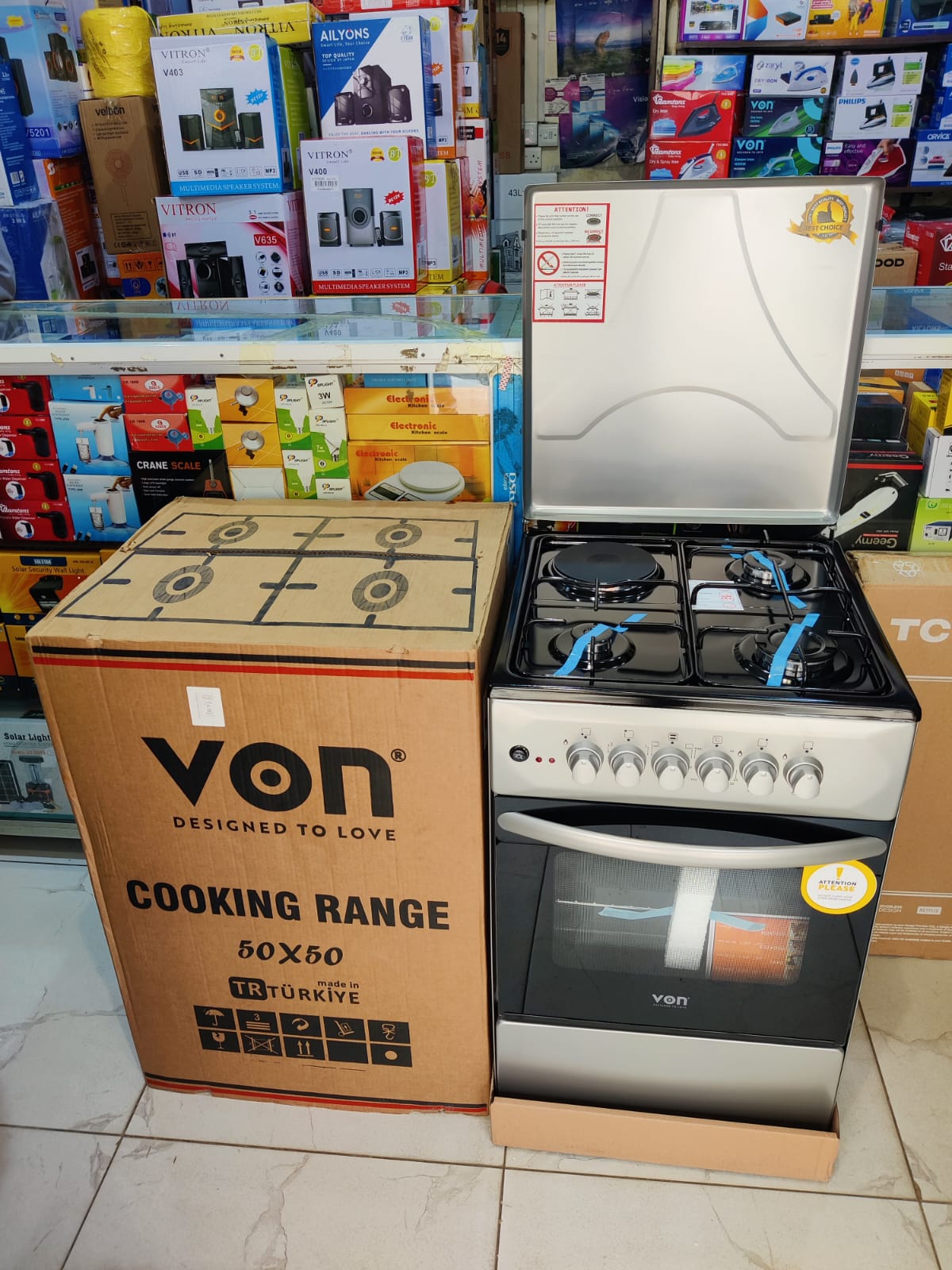 UNBEATABLE PRICE!!VON Standing Cooker 3G+1E Electric Oven 50cmX50cm.With a rapid burner large enough to boil pasta, a simmer burner for gently cooking soup and two regular sized burners for everything