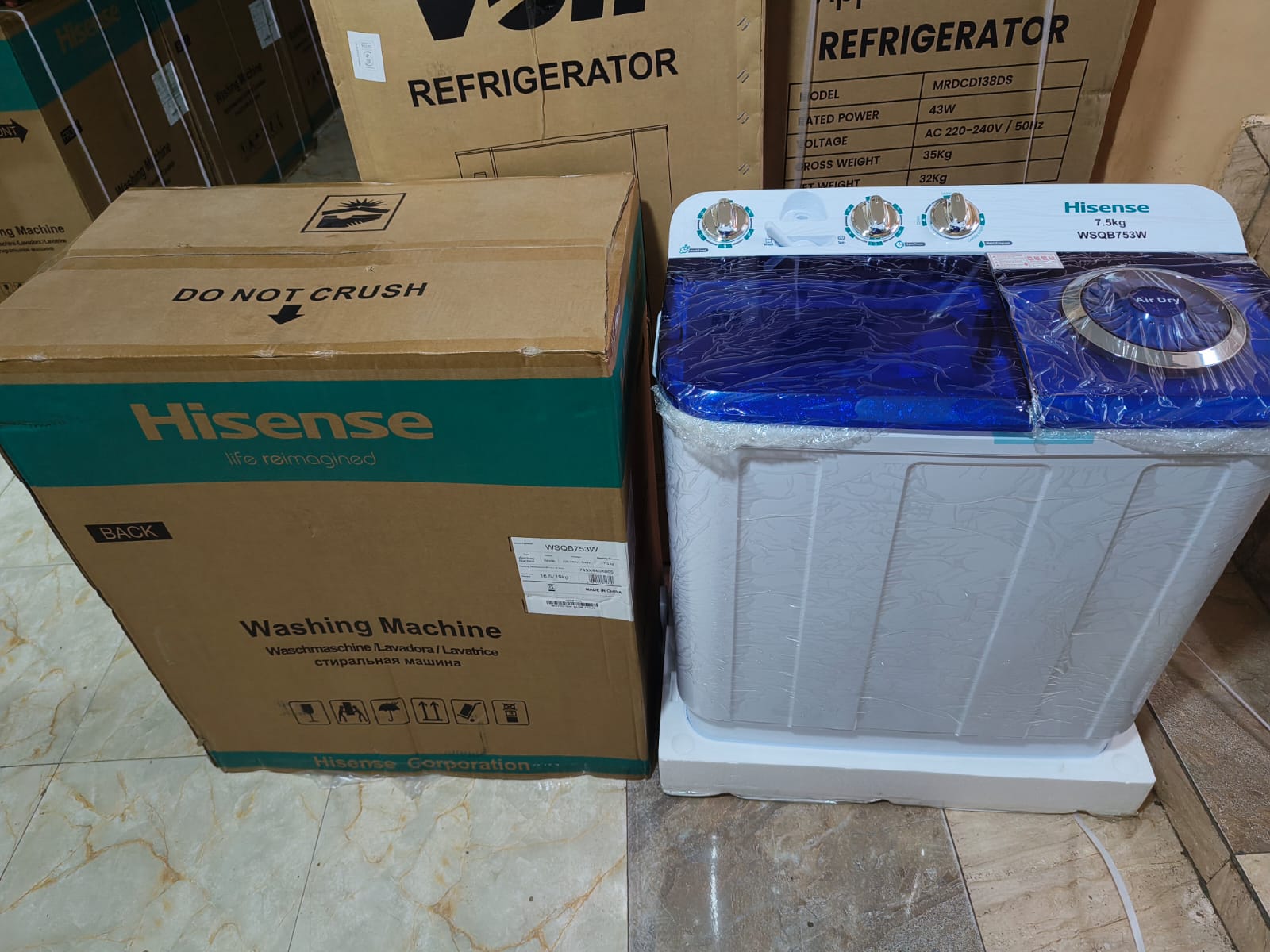 CRAZY OFFERS !!Hisense WSQB753W - 7.5Kg Twin Tub Top Load Washing Machine - White.This Hisense Washing Machine has an impressive washing capacity of 7.5 kgs and comes in a twin tub variant.