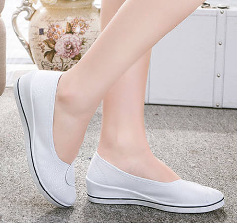 Women's Pointed Toe Flat Shoes Solid Color Knitted Slip on Shoes Casual Breathable Ballet Flats Women Flat Shoes Loafers Women