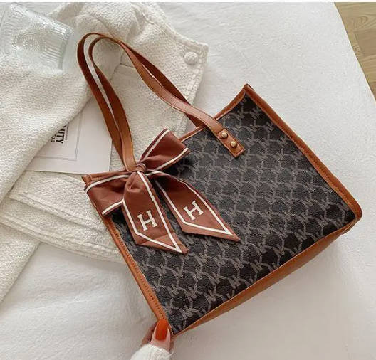 Local fast delivery Shoulder Bags Women Handbags Large Capacity Women Tote Bags Crossbody Bags Women Trendy Shoulder Bags Handbags Women Handbags Women Shoulder Bags