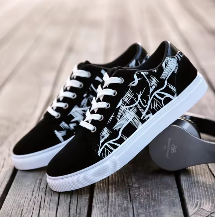 New Men's Sports Shoes Fashion Running Shoes Breathable Men's Casual Sneaker Comfortable Flat Shoes Student Shoes Fast delivery within 1-5 days