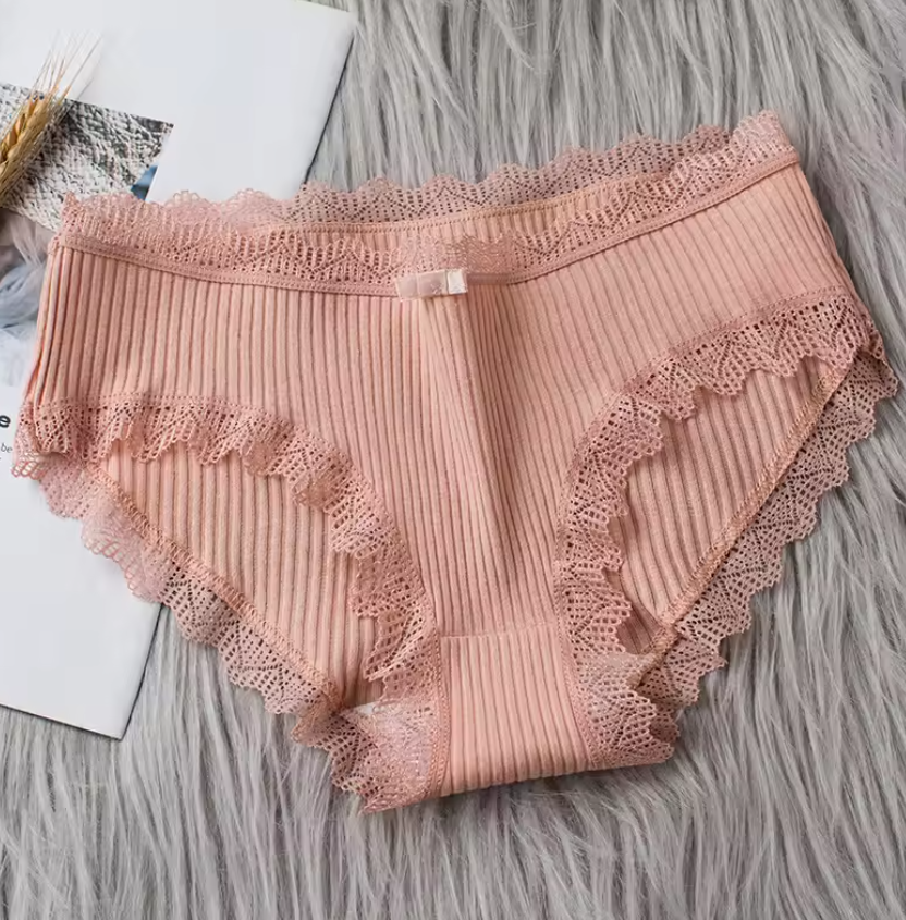 4 pairs of underwear lace mid-waist women's briefs casual cotton underwear close-fitting breathable girls underwear ladies clothes Fast delivery within 1-5 days