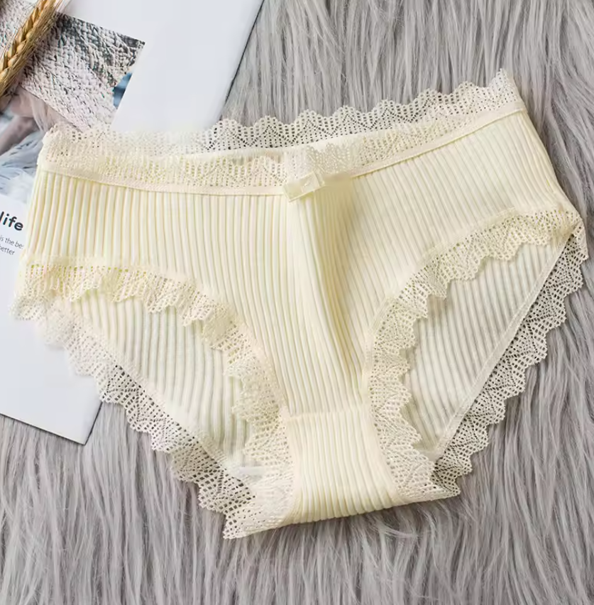 4 pairs of underwear lace mid-waist women's briefs casual cotton underwear close-fitting breathable girls underwear ladies clothes Fast delivery within 1-5 days