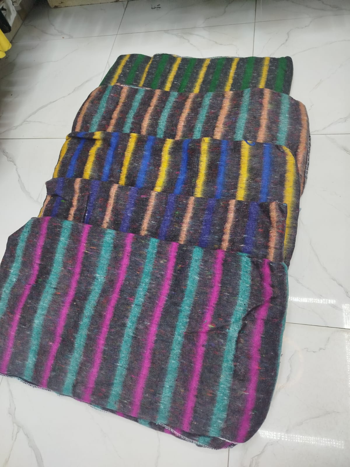 Light School Blanket – Cozy & Comfortable ✨
Stay warm and comfortable with this Light School Blanket, perfect for classrooms, dorms, or travel. Its soft texture and ideal size make it a practical choi