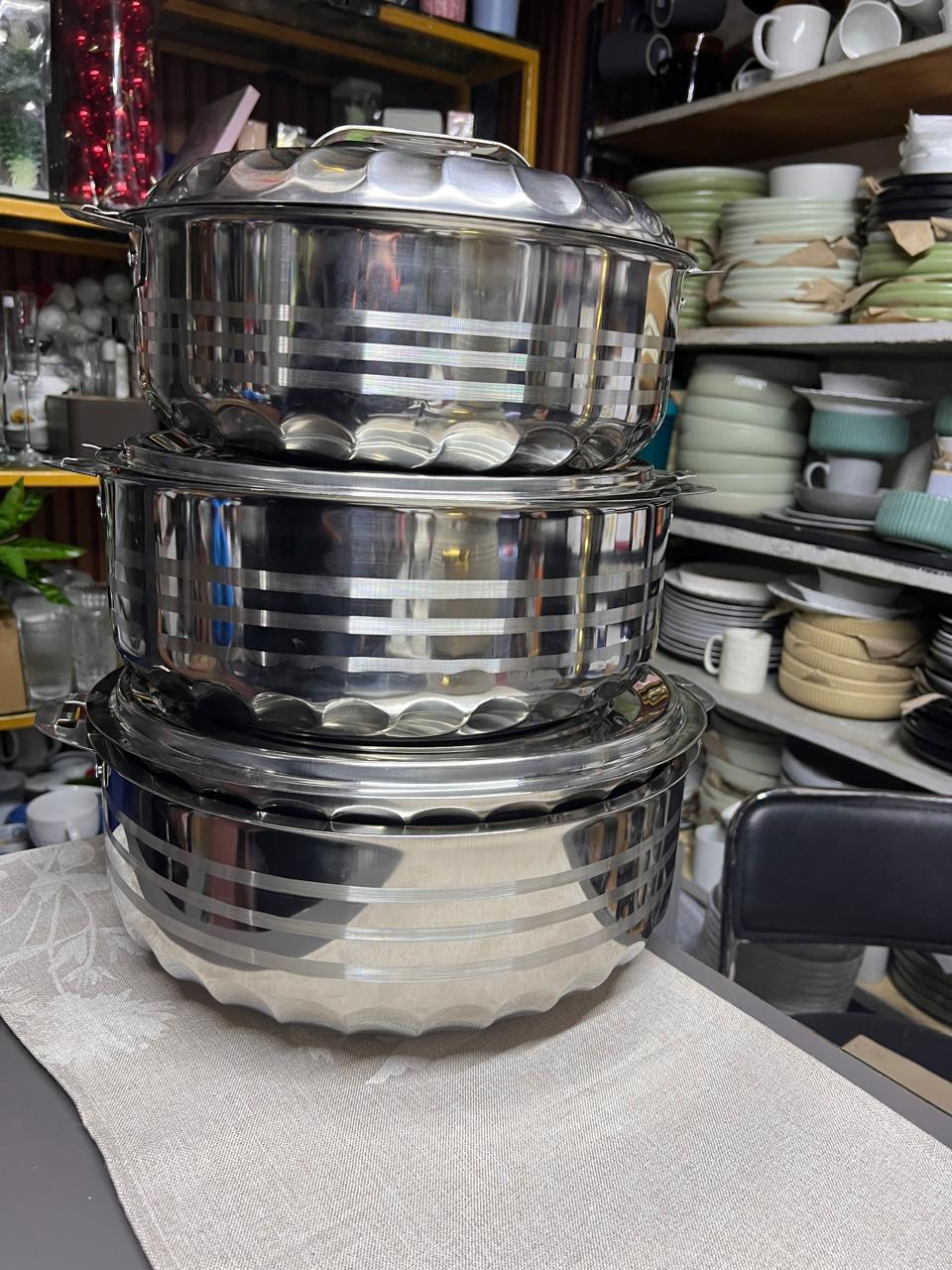 JUMBO HOTPOT! KOSA UCHEKWE! 🔴
JUMBO 3PCS Hotpot – Stainless Steel 🍲
Keep your food hot, fresh, and ready to serve for hours with this strong and stylish Jumbo Hotpot Set — perfect for big families a