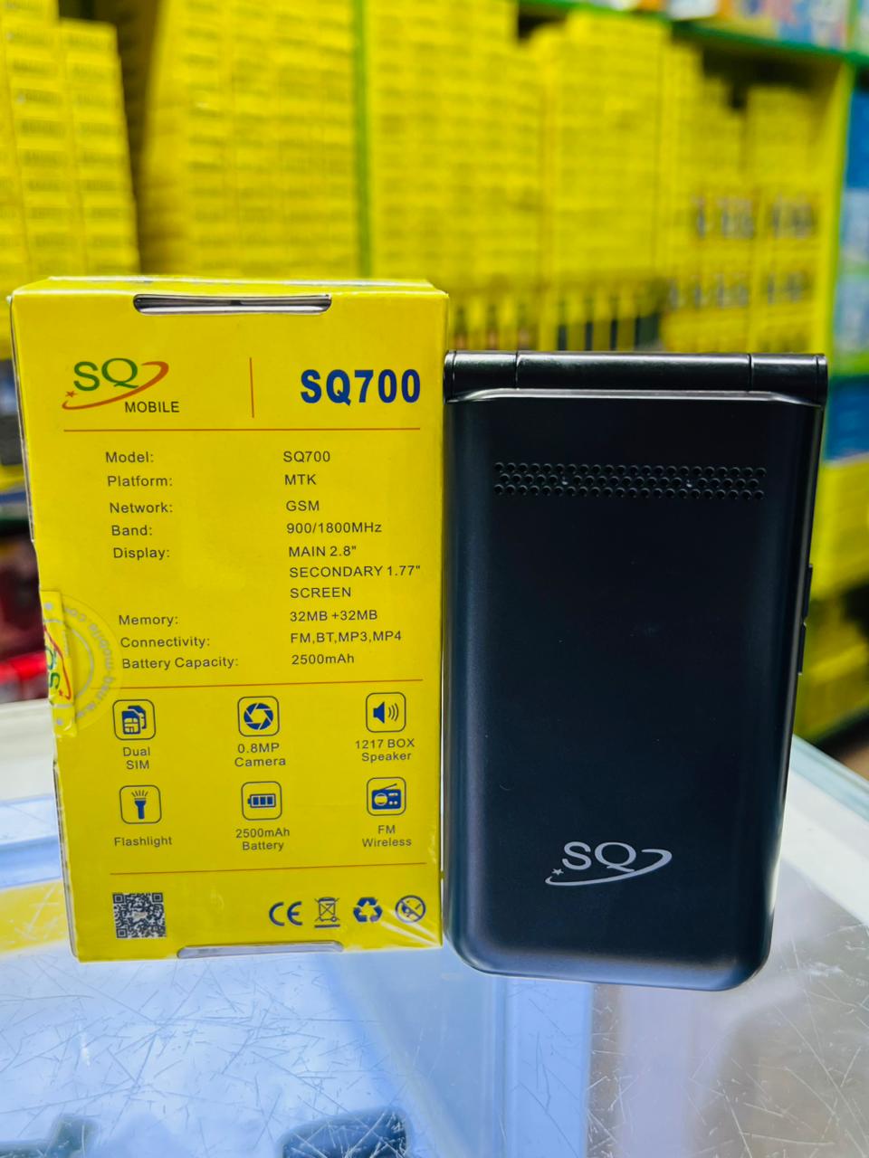 NEW ALERT!! SQ 700 Flip Phone 🔸2.8''Main Screen Display 1.77''Secondary Screen Display🔸Dual SIM Cards 🔸2500mAh Powerful Battery🔸 Camera🔸Flashlight Torch and Fm Wireless