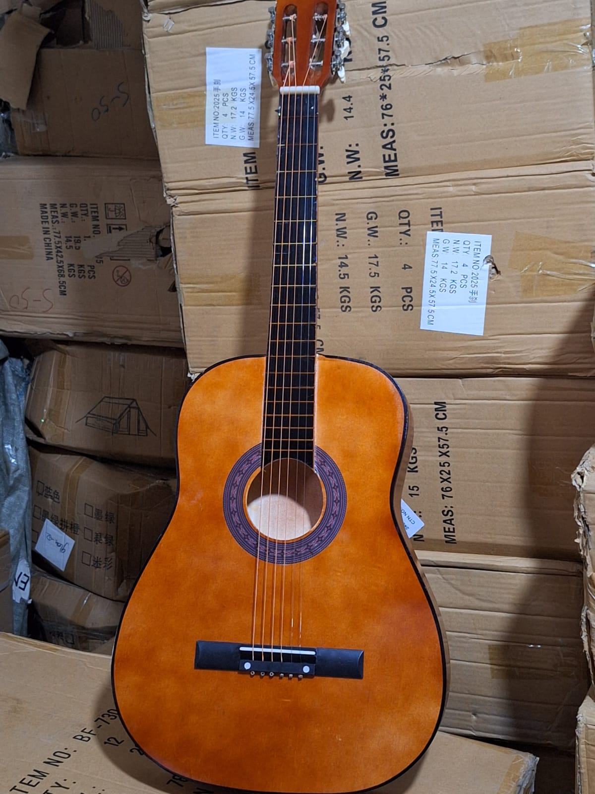 Generic big size guitar