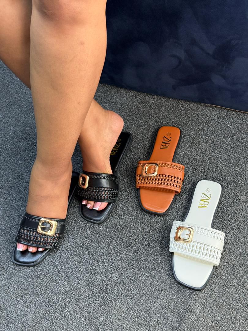 🟢💎 LIMITED STOCK OFFER 💎 L 🟢 - A 1 PC Zara Sandals ⚡ Stylish Women’s Casual Flat Shoes, EVA Cushioning, Rubber Sole, Round Toe 💫🛍️🛒 Affordable Price