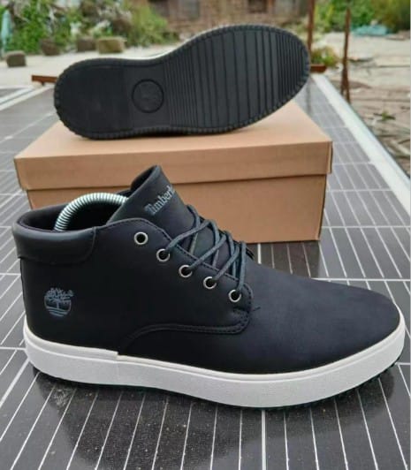 [ KILIMALL UNBEATABLE DEALS 🤩🤩✨ !!! ] 1 Pair Brand New Classy High Quality Stylish and Luxurious Fancy Fashionable Timberland casual's Boots🔥🔥 .Designed With Durability and Functionality