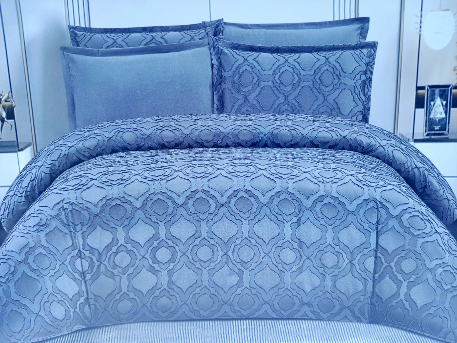 🔥 SPECIAL OFFER 🔥 6 Pcs Tufted Duvet Cover Set 6x6ft – 1 Duvet Cover, 1 Bedsheet & 4 Pillowcases Cotton Blend Modern All-Season Bedding Set