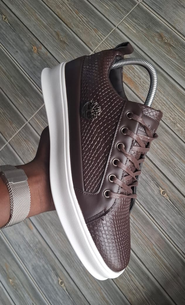 ⚡ INSTANT OFFER ⚡ - A 1 PC MEN'S FLAT SHOES VERY HIGH QUALITY AND AT AFFORDABLE PRICE