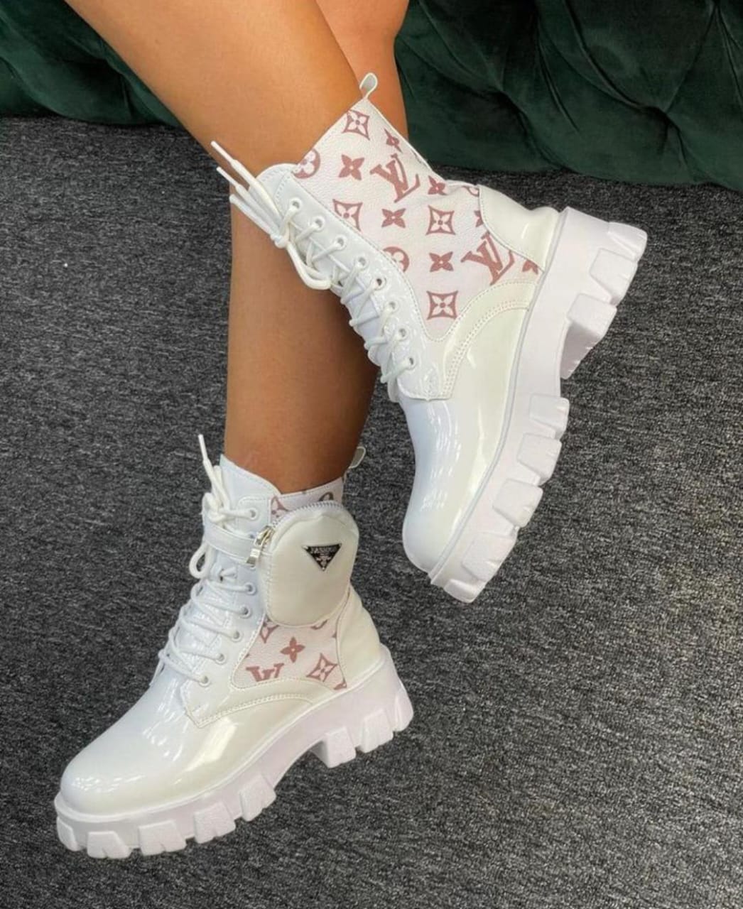 [🔥 AMAZING OFFERS FOR YOU 🔥 🥑🌽ONLY AT KILIMALL !!! ] 1 Pair Classy Brand New Very High Quality Fancy and Fashionable Stylish Prada Louis Vuitton Boot  At A Give Away price ✨👌