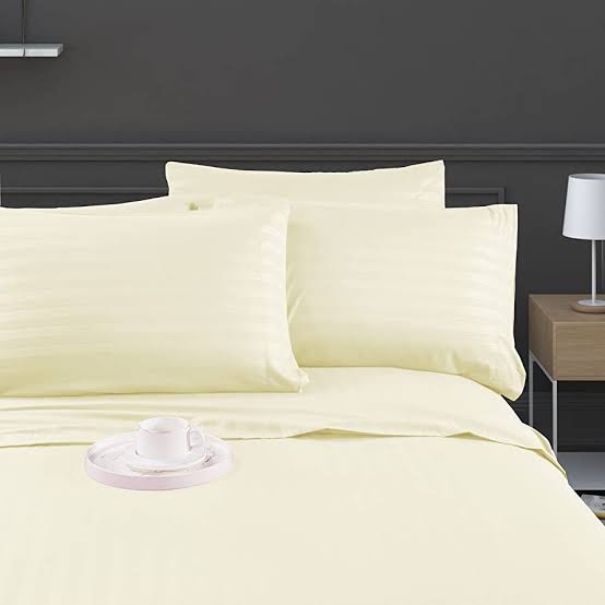 Cotton  Stripped bedsheets 4Pcs (2 Bedsheets & 2 pillowcases)