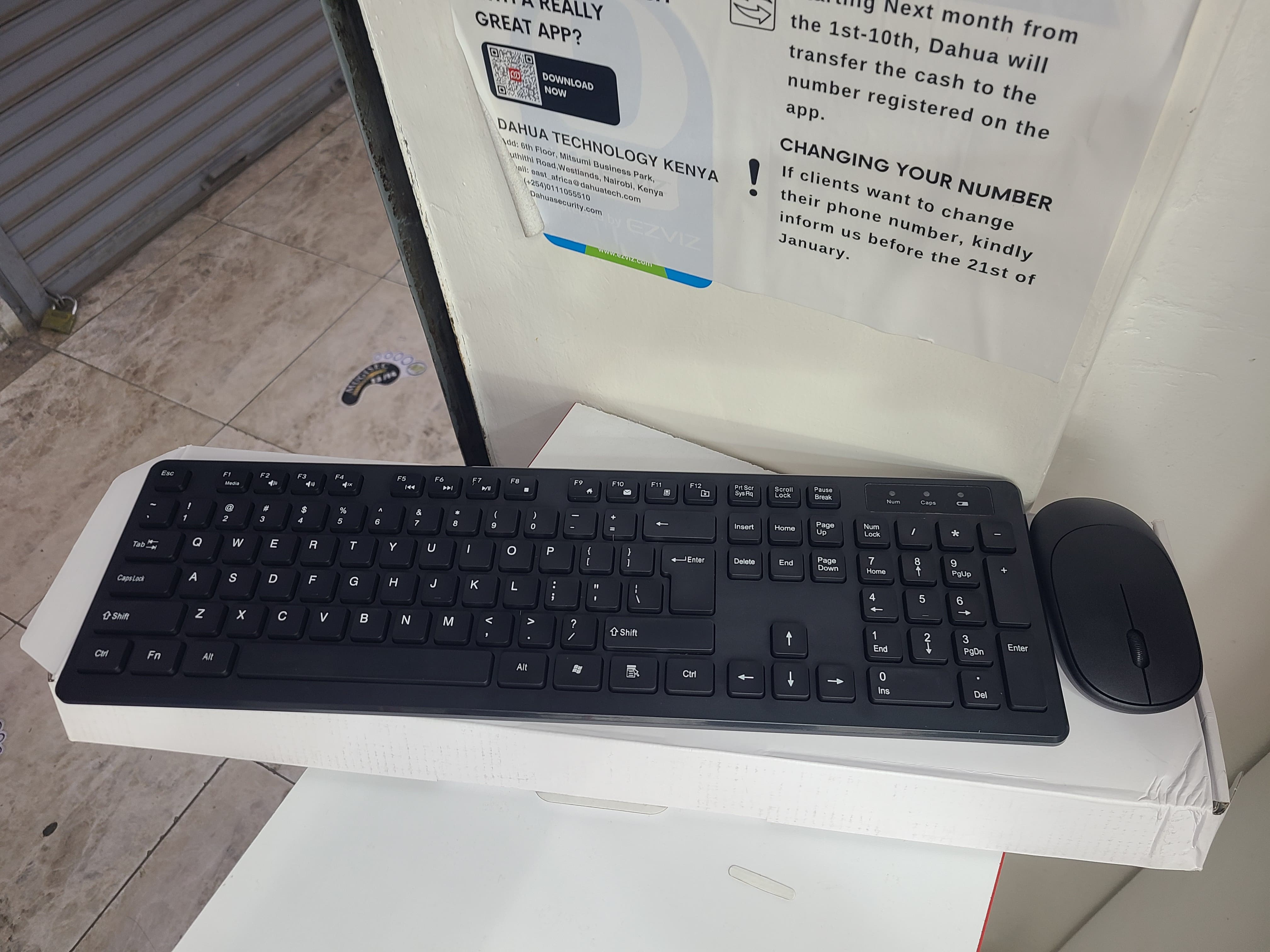 Wireless keyboard and mouse GKM520