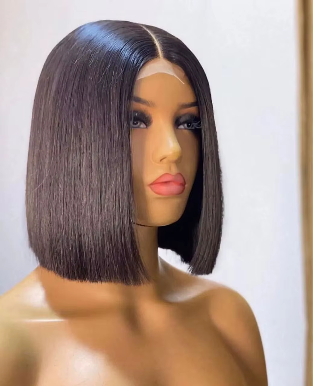 Women's 12-Inch Blunt Cut Short Wig Semi Human Hair Straight Bob with Shoulder Length Bob Wigs