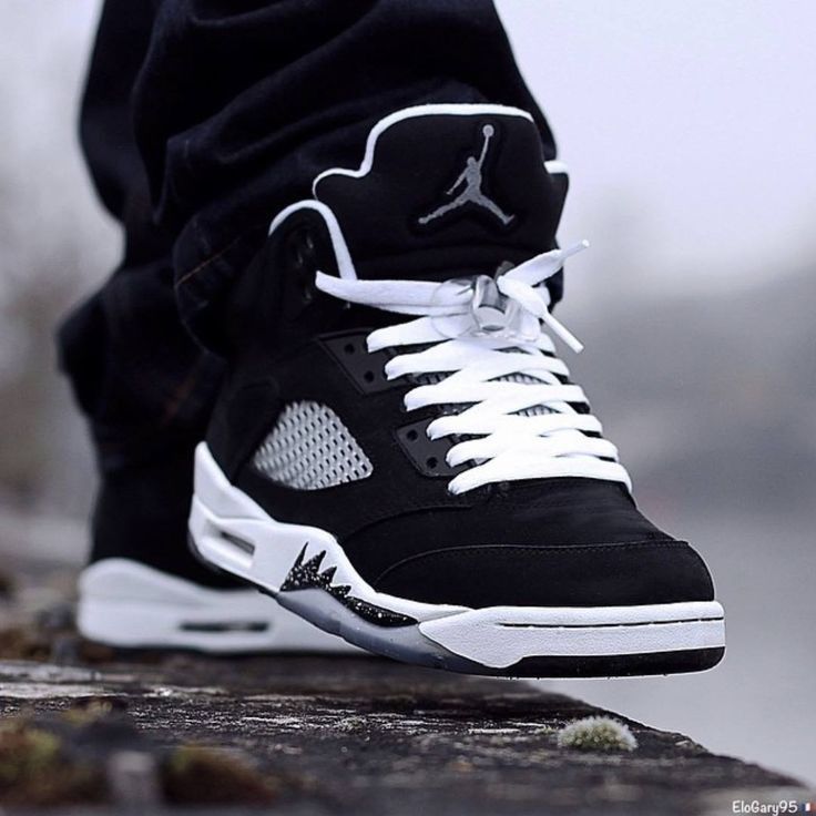 (GS) Air Jordan 4 Retro 'White Thunder' (2024)