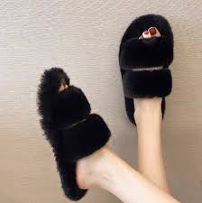 Fur indoor and outdoor versatile slide sandals for women – lightweight, elegant summer open-toe flats with soft sole for casual comfort and stylish all-day wear