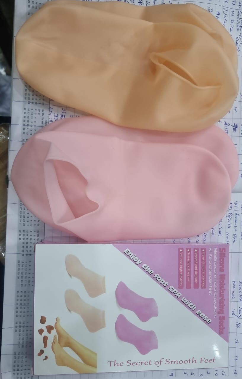 Moisturizing Silicone Spa Socks-( Pair ) Moisturizing Socks For Super Soft Foot Anti Aging , Easy Callus Removal Silicon Socks