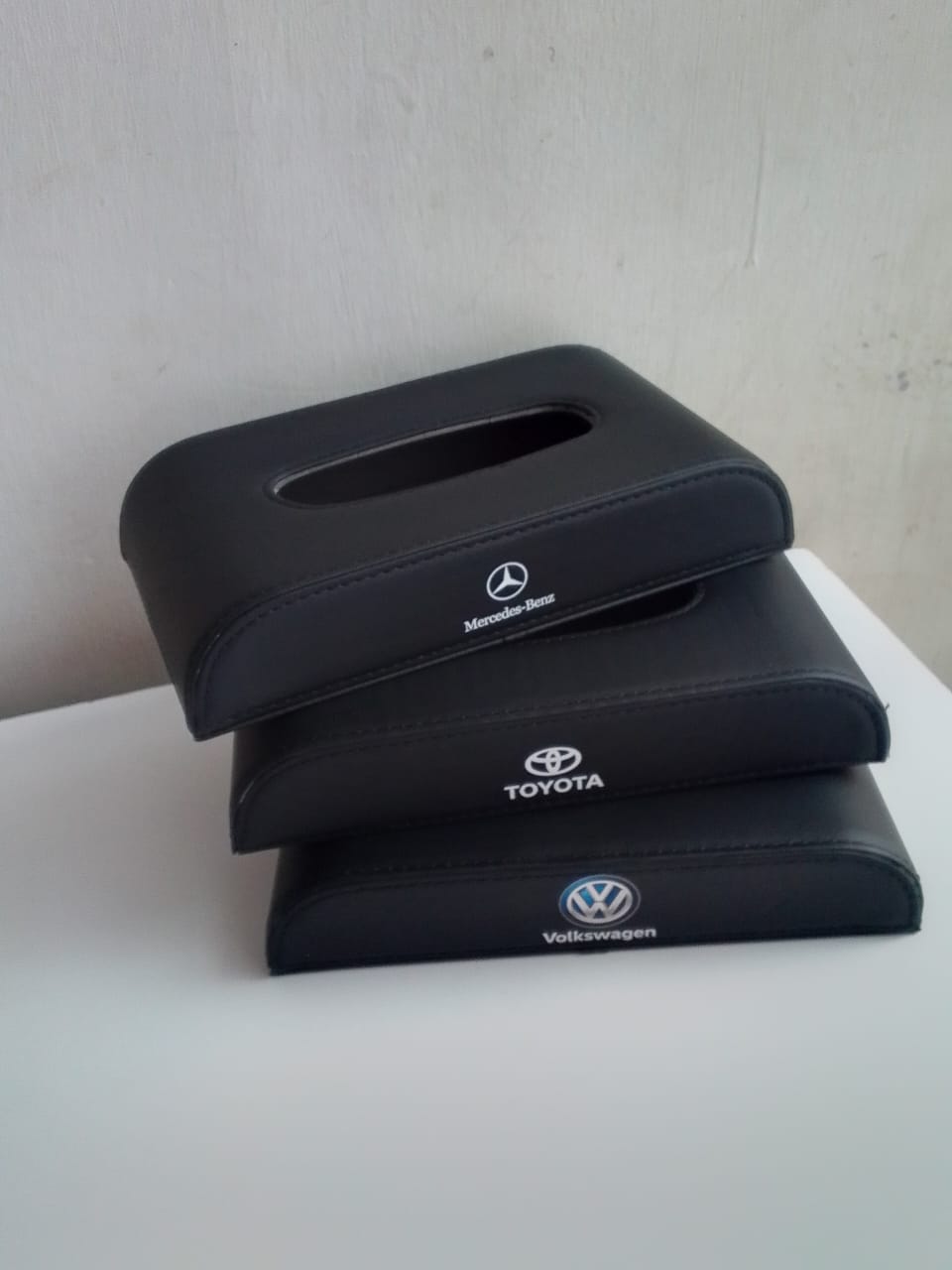Leather Car Armrest Tissue Serviettes Box Holder Dashboard Serviettes Box Holder Interior Accessories Armrest Box Dashboard Box Holder