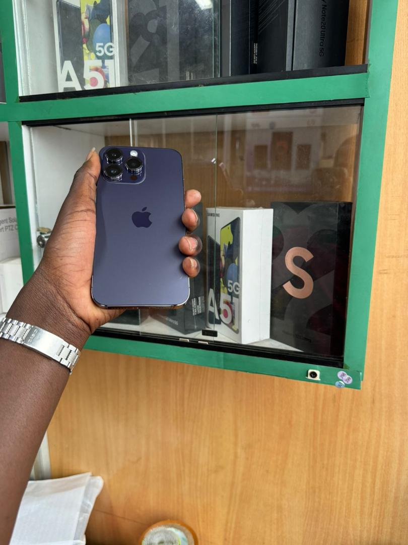 Apple iPhone 14 Pro Max 512GB - Unlocked, 5G, Super Retina XDR, Pro Camera System, All-Day Battery Life