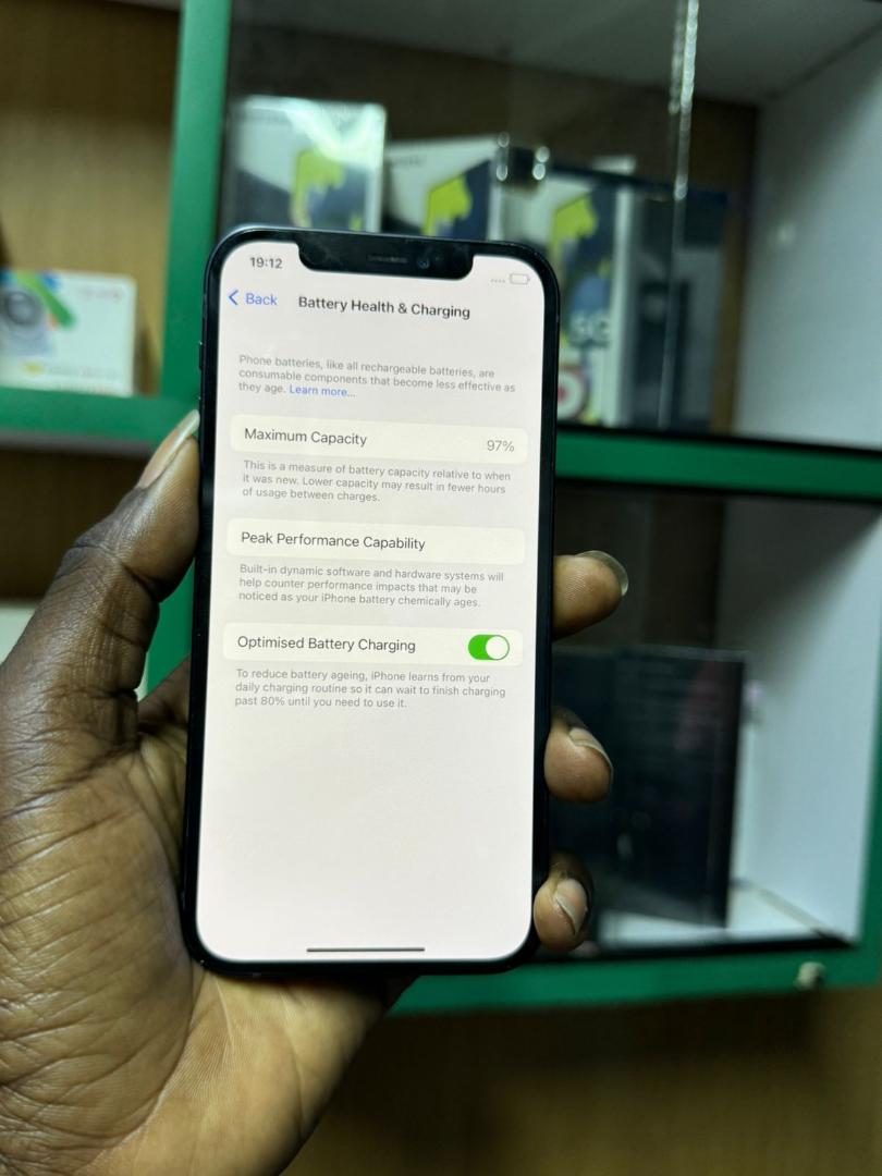 Refurbished Apple iPhone 12 PRO 128GB dual SIM card face ID smartphone premium quality iOS 17 battery health
