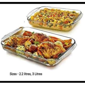 🪄2pcs High Quality Heat Resistant Glass Bake Pan🪄Superior material: the glass bakeware is made of lead-free glass with high boron content, which is firm, stable and durable. Compared with metal bake