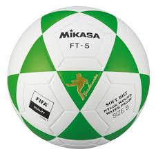 🍃🪄PERFECT PLAY GAME🍃🪄Mikasa Size 5 Soccer Ball Red & White+ Blue & White + Black & White.Good wear resistance,resistant to kick
Long-term use can still maintain a good status
High-precision sewing