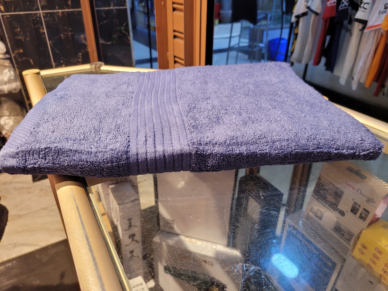 Utopia Premium Jumbo Bath Sheet - 100% Cotton Highly Absorbent and Quick Dry Extra Large Bath Towel - Super Soft HSS Hotel Quality Towel - 90x180cm