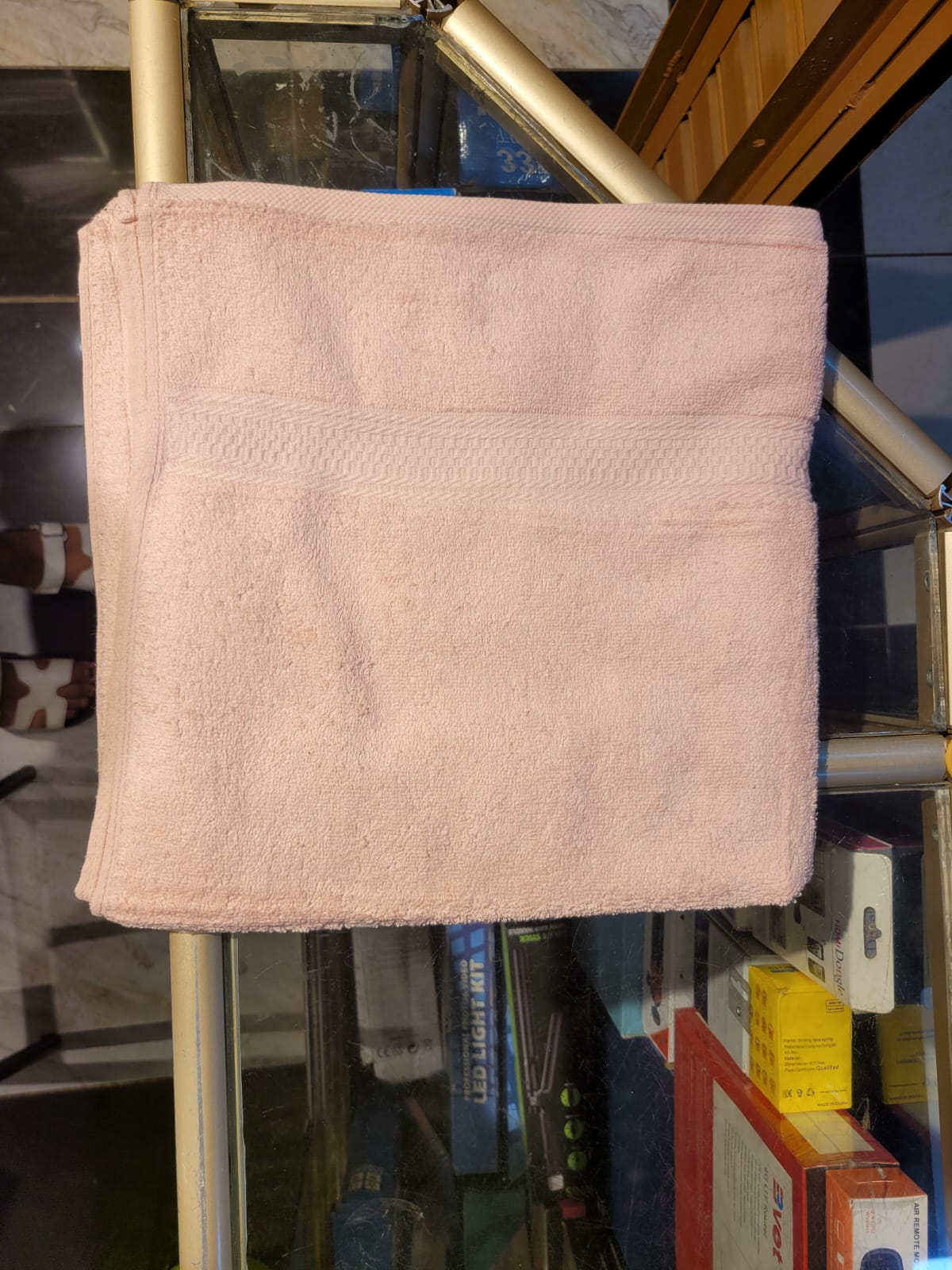 Utopia Premium Bath Towels Highly Absorbent For Hotels and Household Use , HHS Quality - 70x140cm