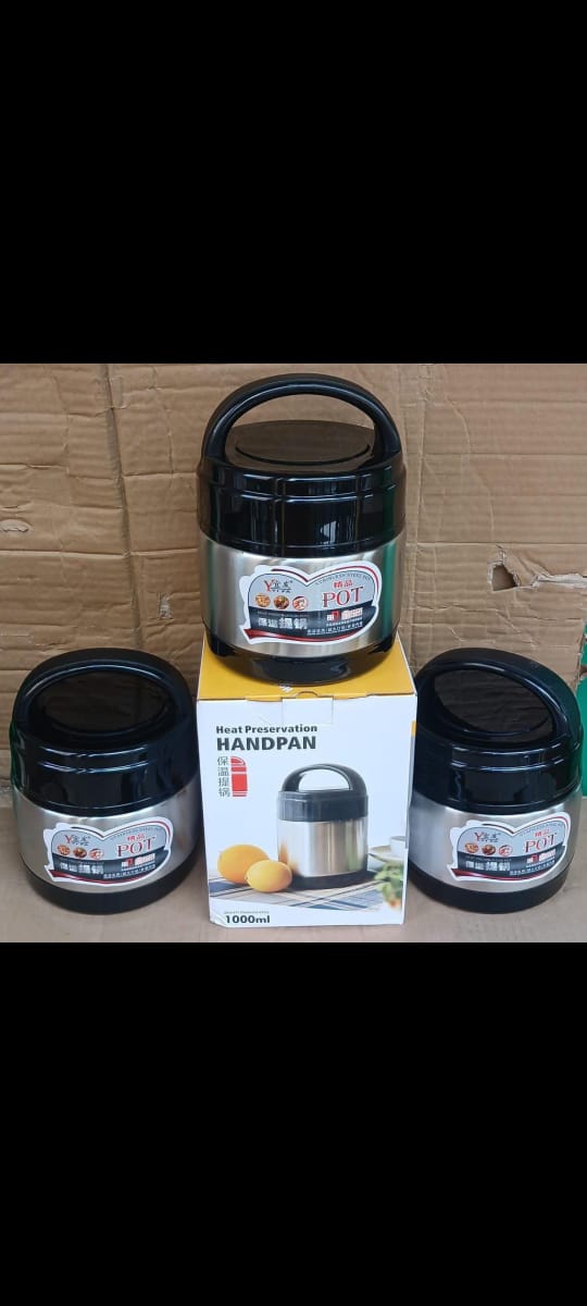 1pc Handpan hotpot Food flask hand pan. The outer lid with a built-in handle is very convenient to carry on the go. The base of the jar is non-slip and scratch resistant. Durable stainless