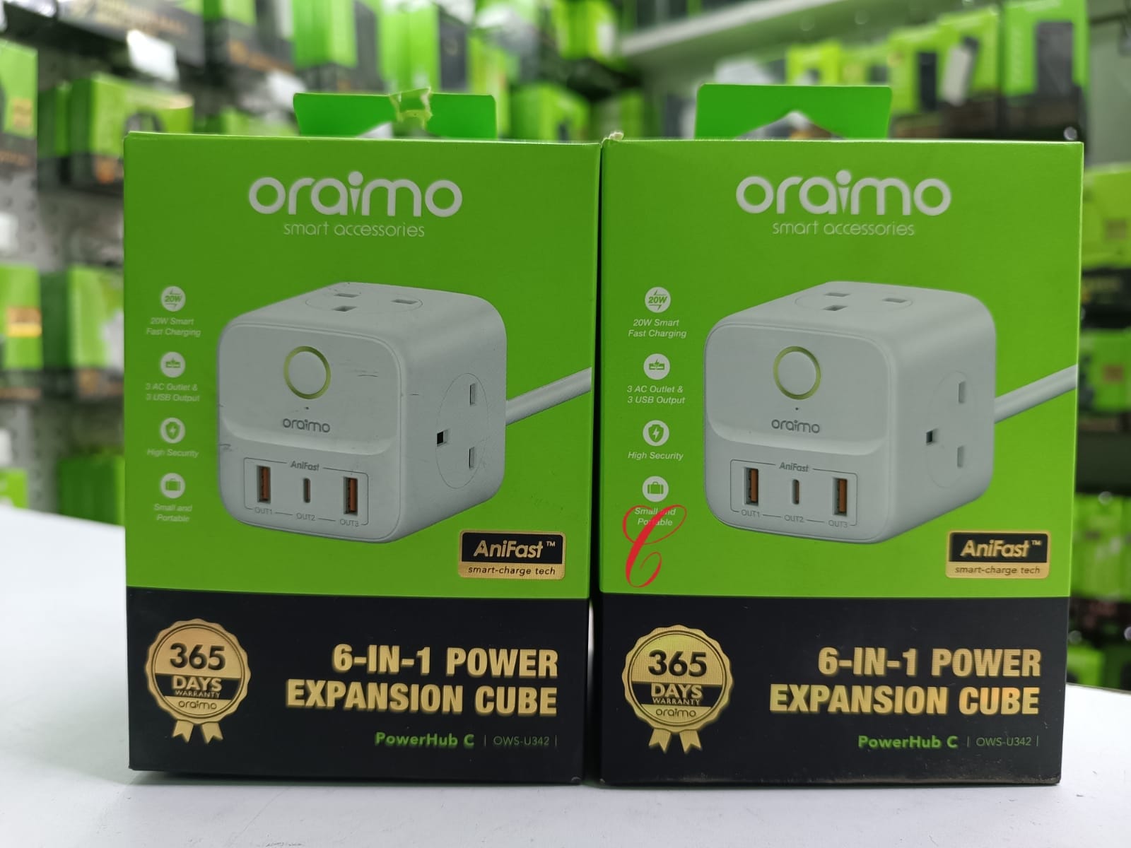 Oraimo PowerHub C OWS-U342 – 6-in-1 Power Expansion Cube (20W Smart Fast Charging) 🔅🔅🔅
Power up all your devices safely and efficiently with the Oraimo PowerHub C! This 6-in-1 expansion cube featur