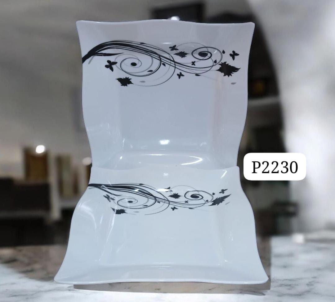 ✨️🔅🔅Top Quality 🔅✅️6pcs 9 inch Square White Melamine Plates With Wavy Edges.Material: Premium food-grade material

Color: Neutral, elegant design

Shape: Round

Features: Durable, dishwasher safe,