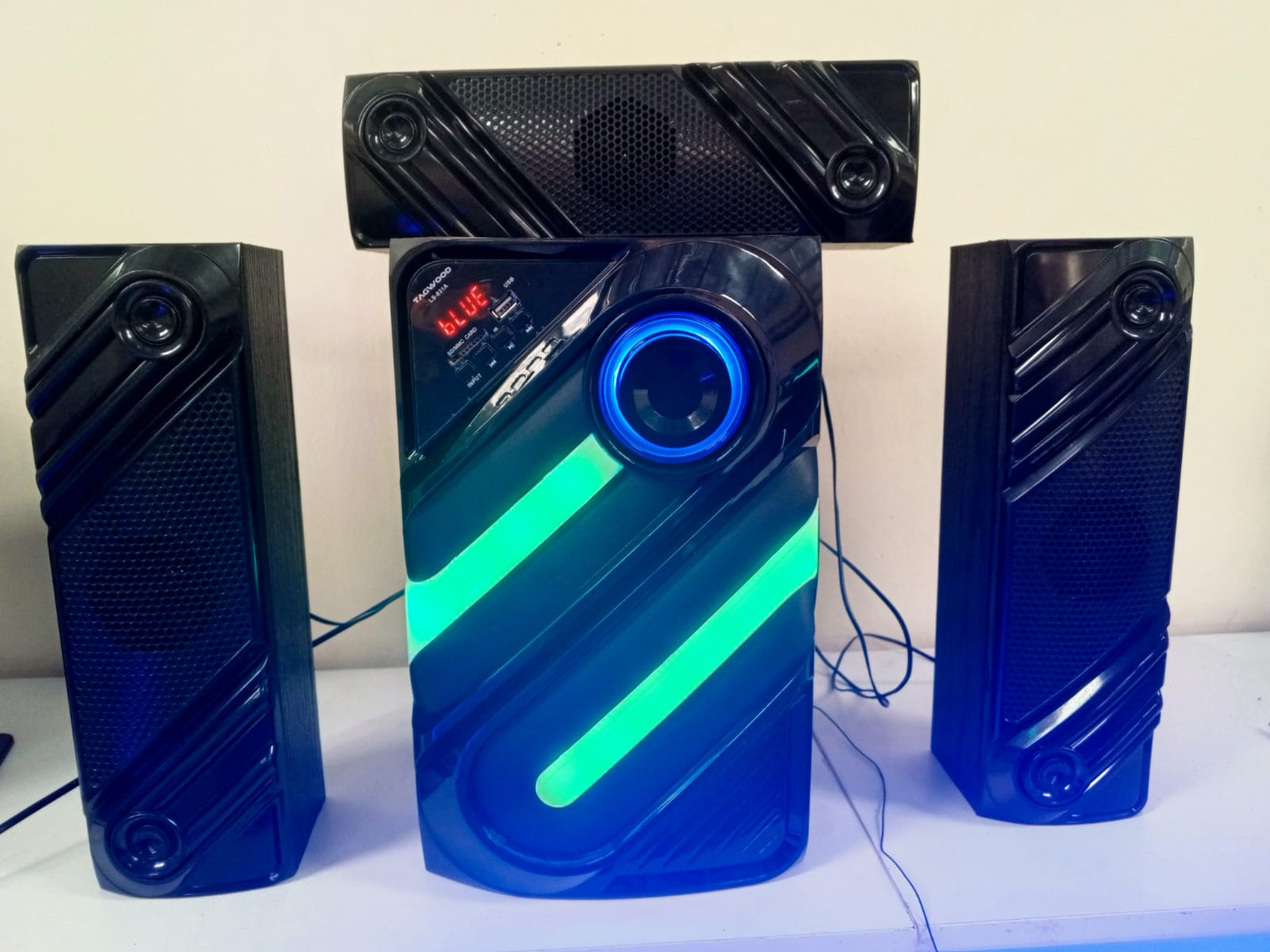 New Arrival Tagwood Ls-831A 3.1CH Woofer Subwoofer Bluetooth Multymedia Home theater System Bluetooth Hi-Fi Speaker Speaker System USB SD MP3 Player Speaker System 8000W