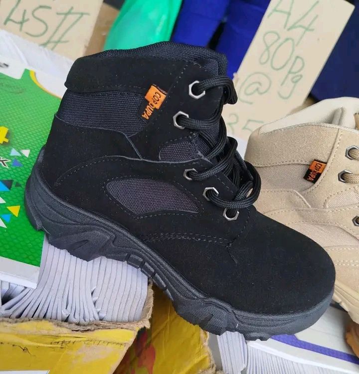 Men boots size 40-45 Military Combat Boots