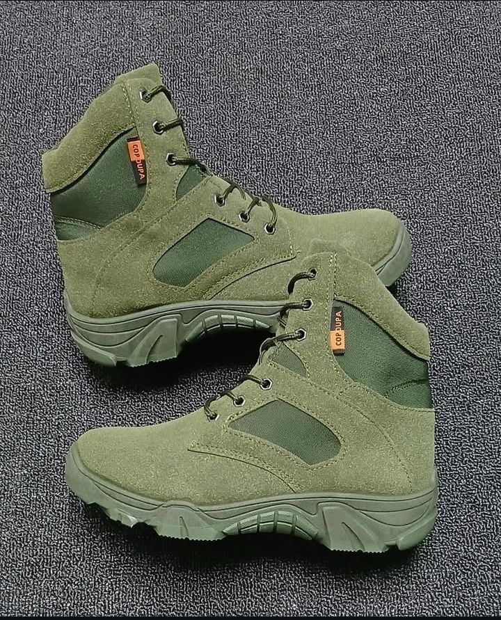 Men boots size 40-45 Military Combat Boots