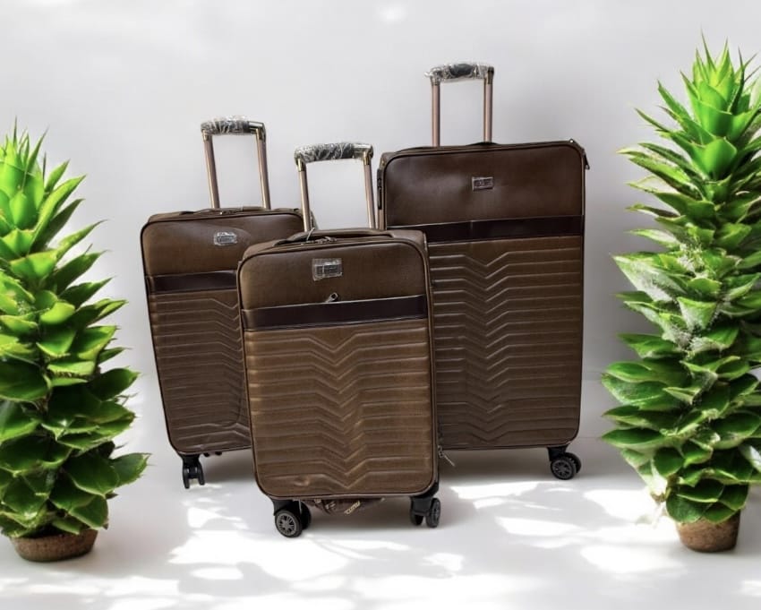 🪻STYLISH SUITCASE📍🪻Pioneer 3in1 PU Pioneer Leather Suitcase Airport Bag.It comes with a set of 360-degree wheels for convenient movement. It is large and spacious enough for your belongings. Ideal