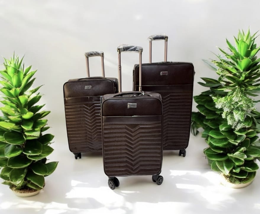 🪻STYLISH SUITCASE📍🪻Pioneer 3in1 PU Pioneer Leather Suitcase Airport Bag.It comes with a set of 360-degree wheels for convenient movement. It is large and spacious enough for your belongings. Ideal