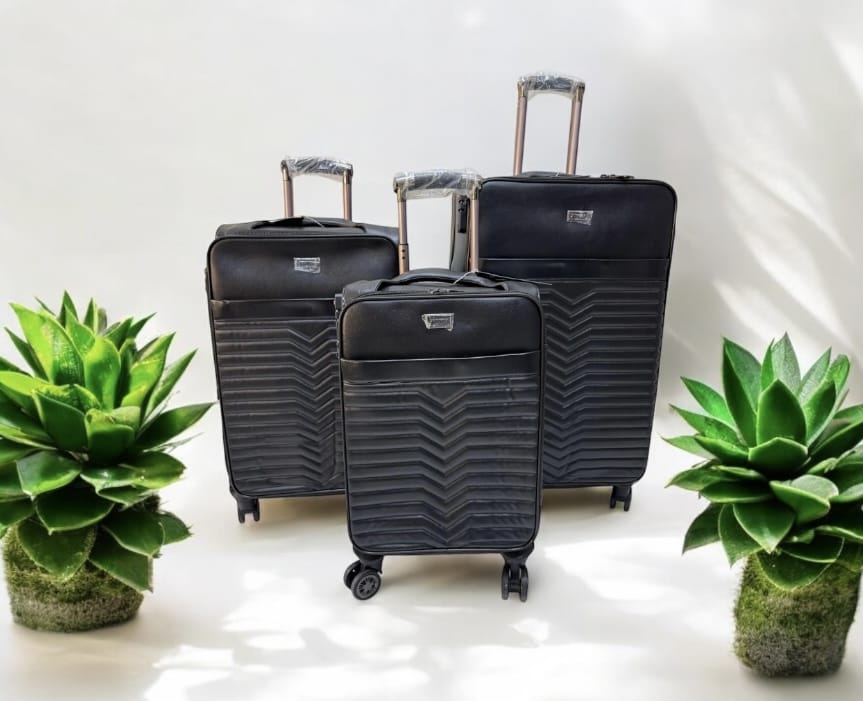 🪻STYLISH SUITCASE📍🪻Pioneer 3in1 PU Pioneer Leather Suitcase Airport Bag.It comes with a set of 360-degree wheels for convenient movement. It is large and spacious enough for your belongings. Ideal