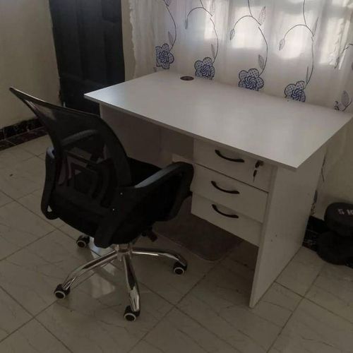 ON OFFER☀️Office / Study 1.0M Desk with Ergonomic Office Chair – Durable & Comfortable for Home & Office PLUS Free 4-Way Extension Cable🦋compact and functional workspace set designed to boost product