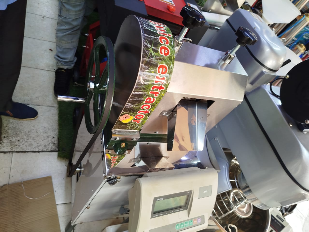 Sugarcane Juice Extractor Machine – Powerful, Hygienic & High Yield 🍹
Extract fresh, healthy sugarcane juice with this commercial-grade Sugarcane Juice Extractor Machine. Made from high-quality stain