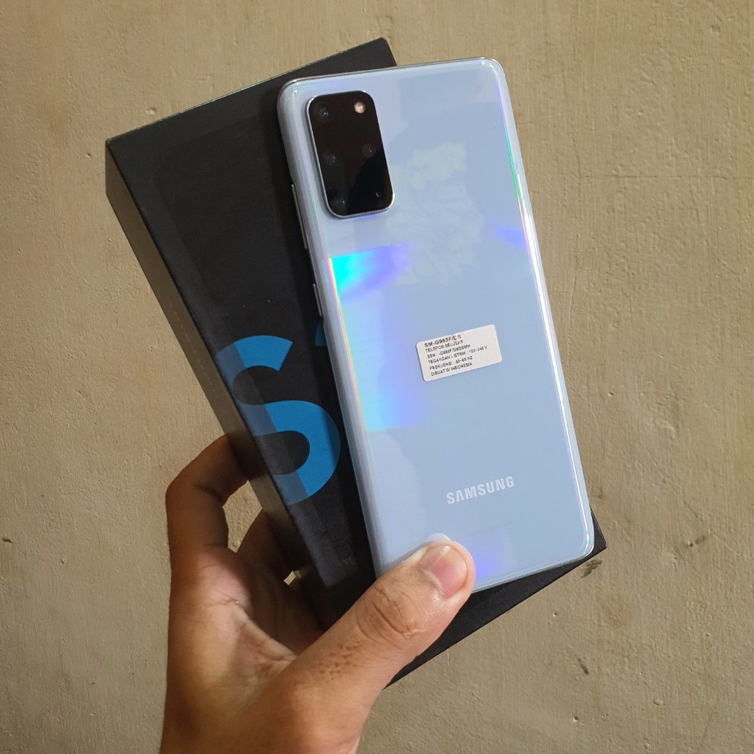 SEALED SAMSUNG S20 PLUS 5G 12GB RAM 128GB ROM GREY DISPLAY 6.7 INCHES TRIPPLE REAR CAMERA 12MP + 64MP + 12MP