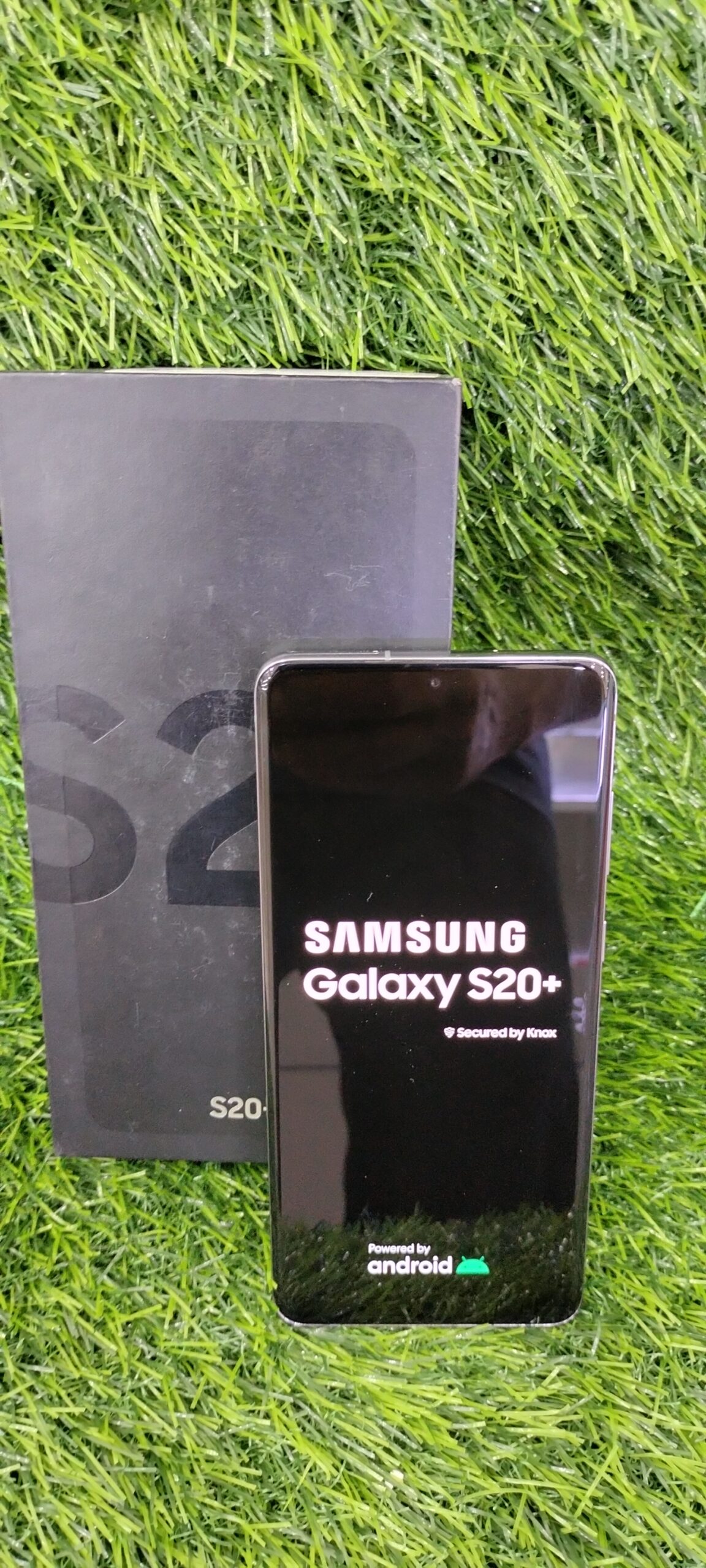 BRAND NEW SEALED SAMSUNG S20 PLUS 5G 12GB RAM 128GB ROM GREY DISPLAY 6.7 INCHES TRIPPLE REAR CAMERA 12MP + 64MP + 12MP