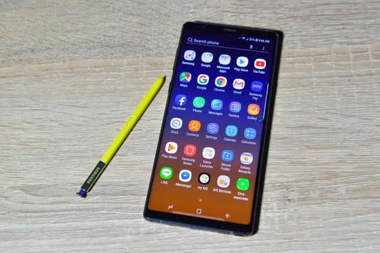 REFURBISHED  CLEAN 99% SAMSUNG NOTE 9 256GB ROM 6GB RAM  DISPLAY 6.4 INCHES REAR CAMERA 12MP FRONT CAMERA 8MP BATTERY CAPACITY 4000 Mah ANDROID 10 BLACK