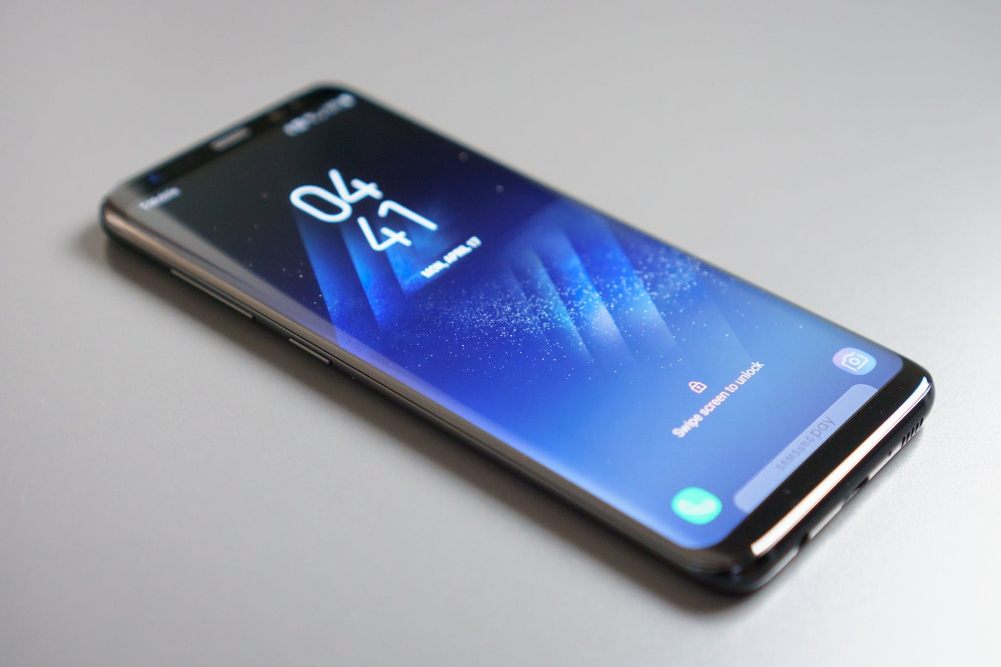 SAMSUNG GALAXY  S8+ PLUS DISPLAY 6.2 INCHES REAR CAMERA 12MP FRONT CAMERA 8MP 4GB RAM 64GB ROM  PROCESSOR Samsung Exynos 8895 BLACK